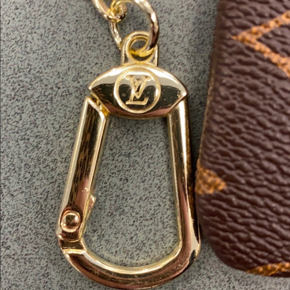 •SOLD• - Picture 2 of 4